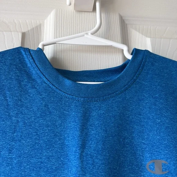 Boy Sleeveless Champion Top - Picture 2 of 4